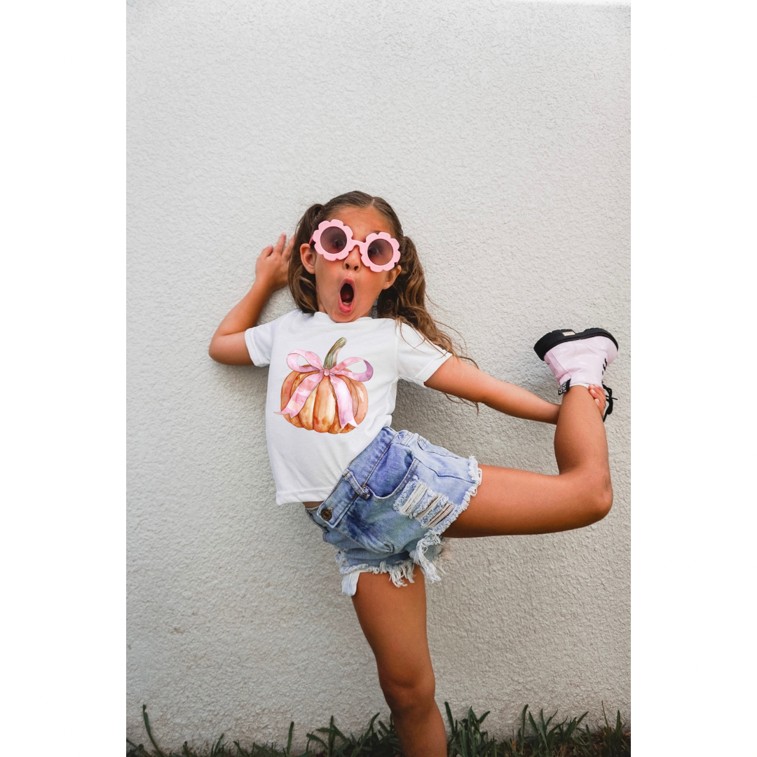 “Pumpkin with bow” Tee