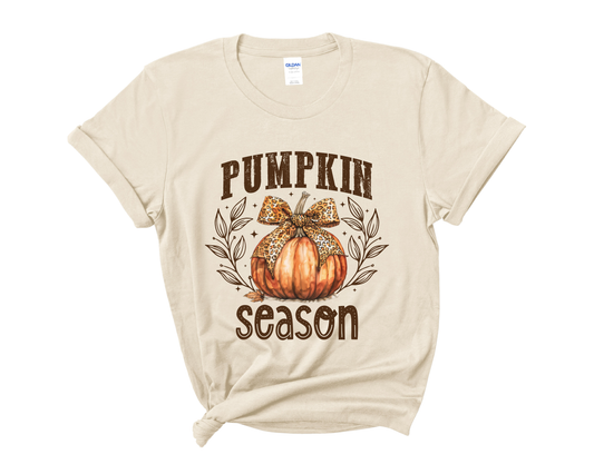 “Cheetah bow pumpkin season” Tee